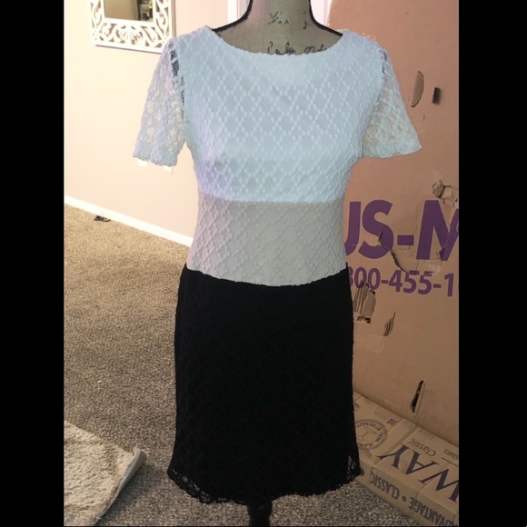 White, beige and black mesh dress - Picture 4 of 5